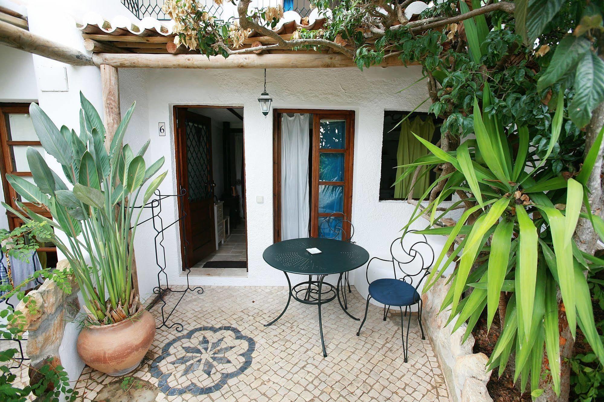 Uma Casa A Beira Sol Bed & Breakfast Lagos Exterior foto